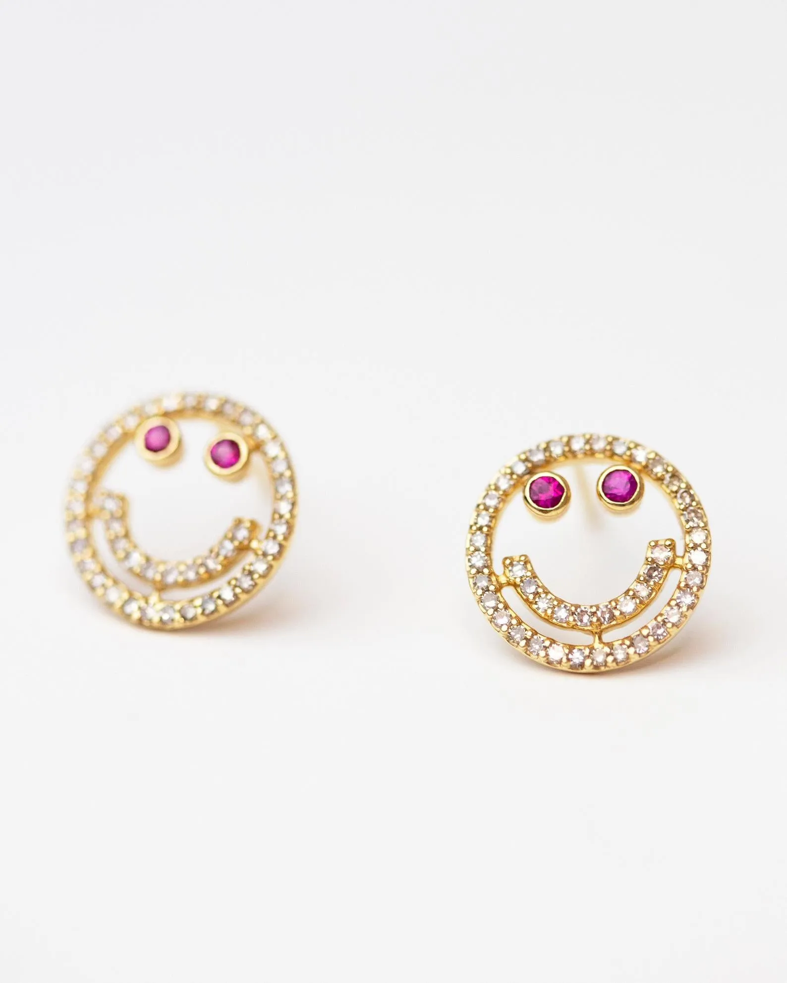 14k Diamond and Ruby Smiley face Stud Earrings