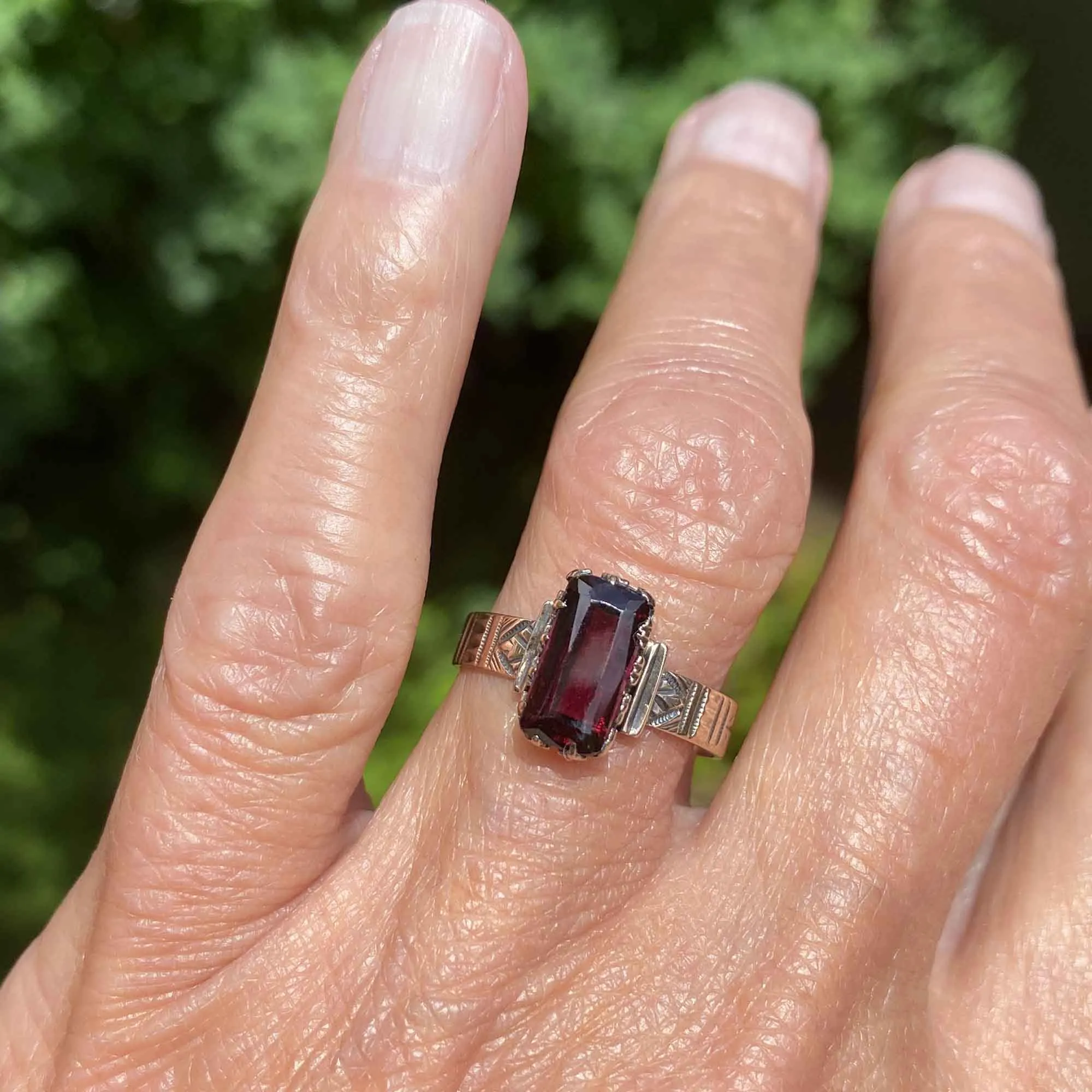 Antique Edwardian Engraved Band Garnet Ring