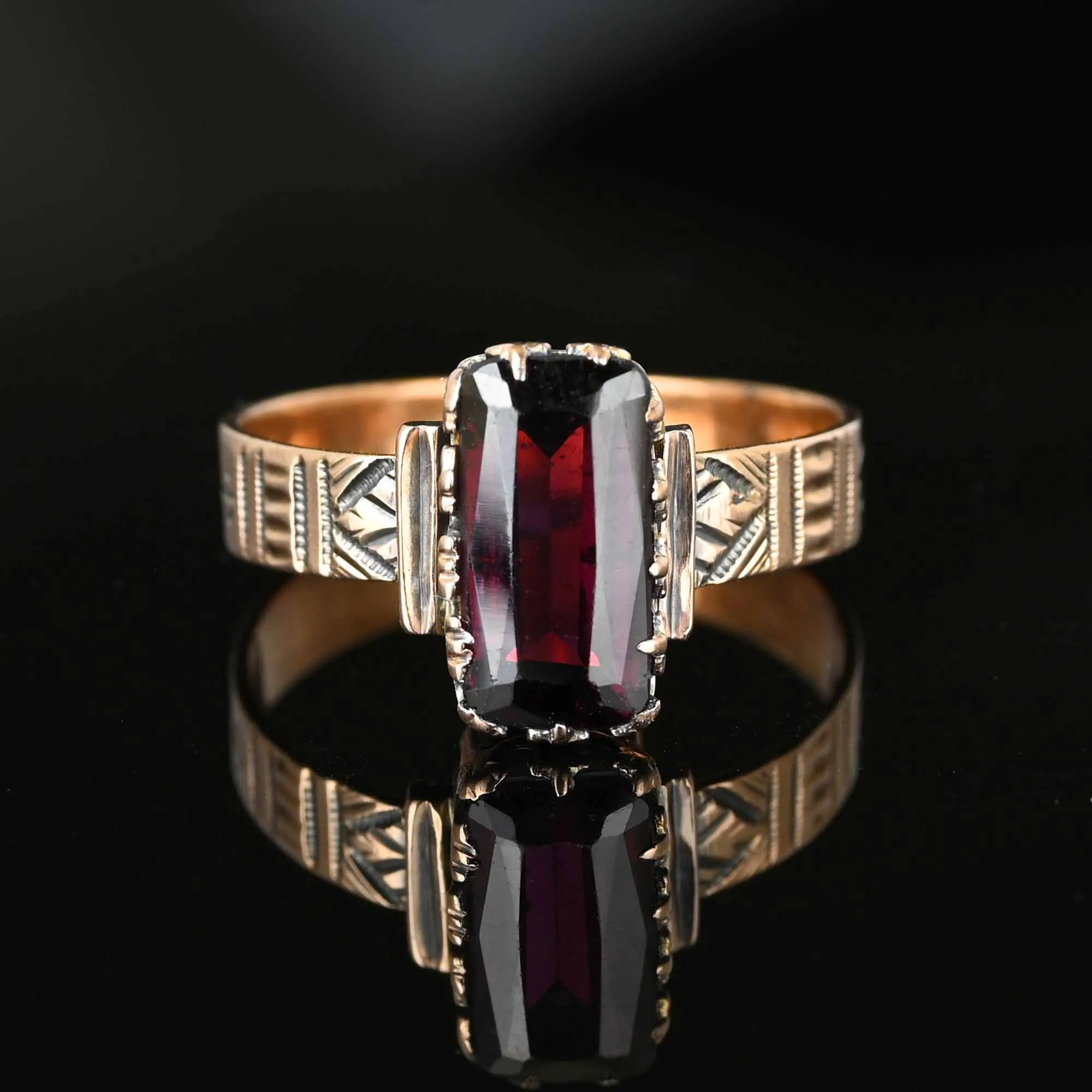 Antique Edwardian Engraved Band Garnet Ring