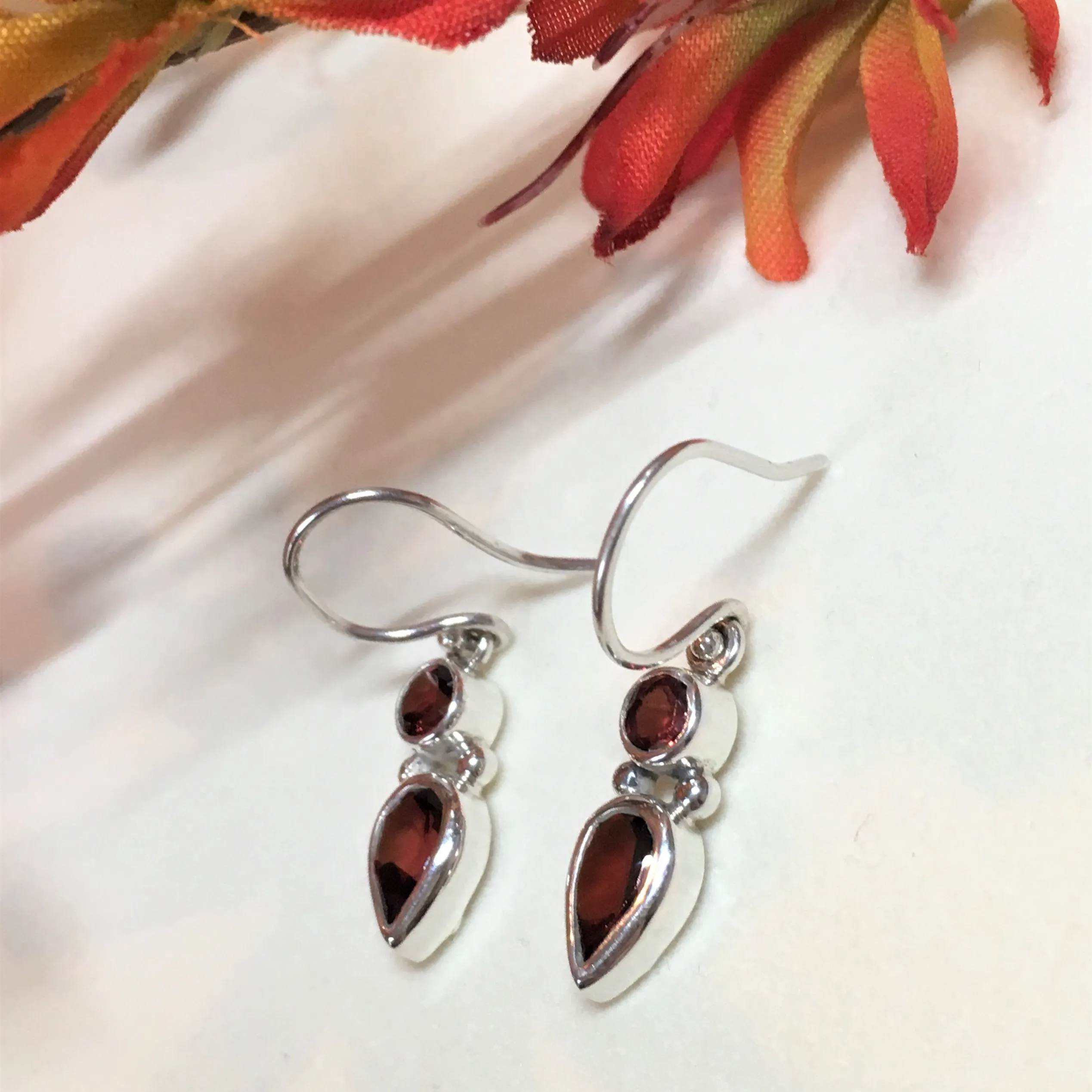 Drop of Red Earrings - VE396GT