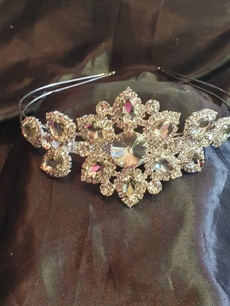 Flower crystal tiara. hair piece  wedding tiara hair band