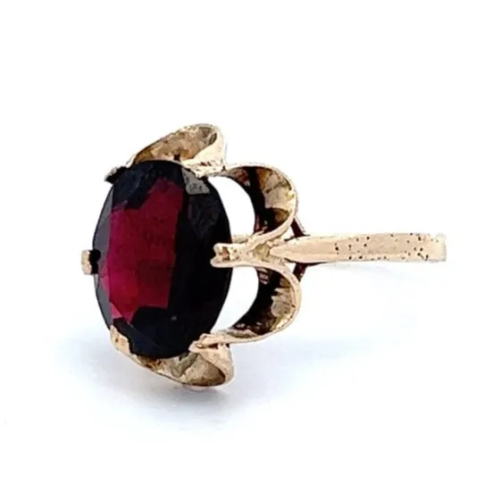 Garnet 9ct Yellow Gold Vintage Ring