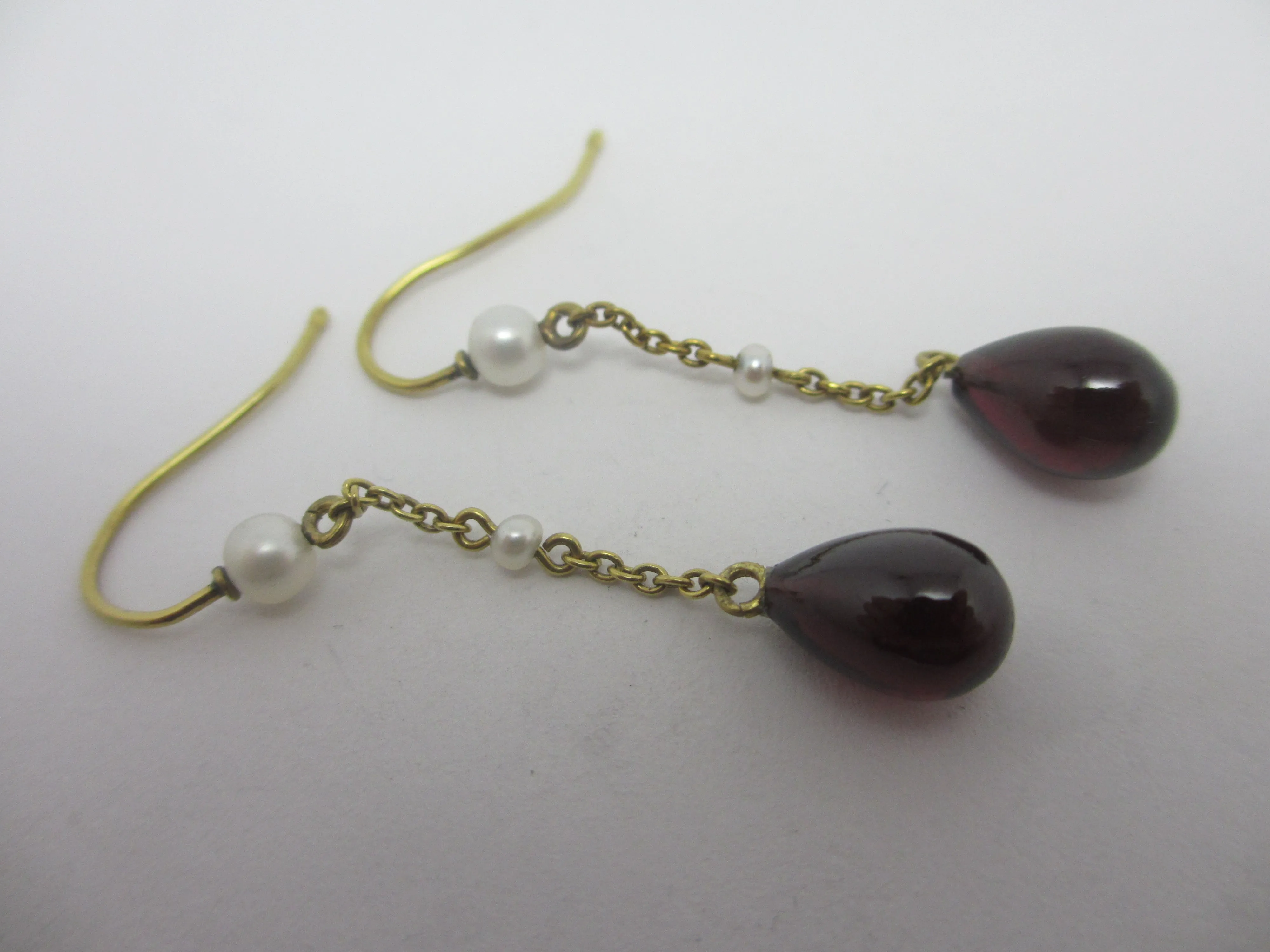 Garnet Tear Drop Seed Pearl 9k Gold Dangling Ear Pendant Earrings Vintage c1980