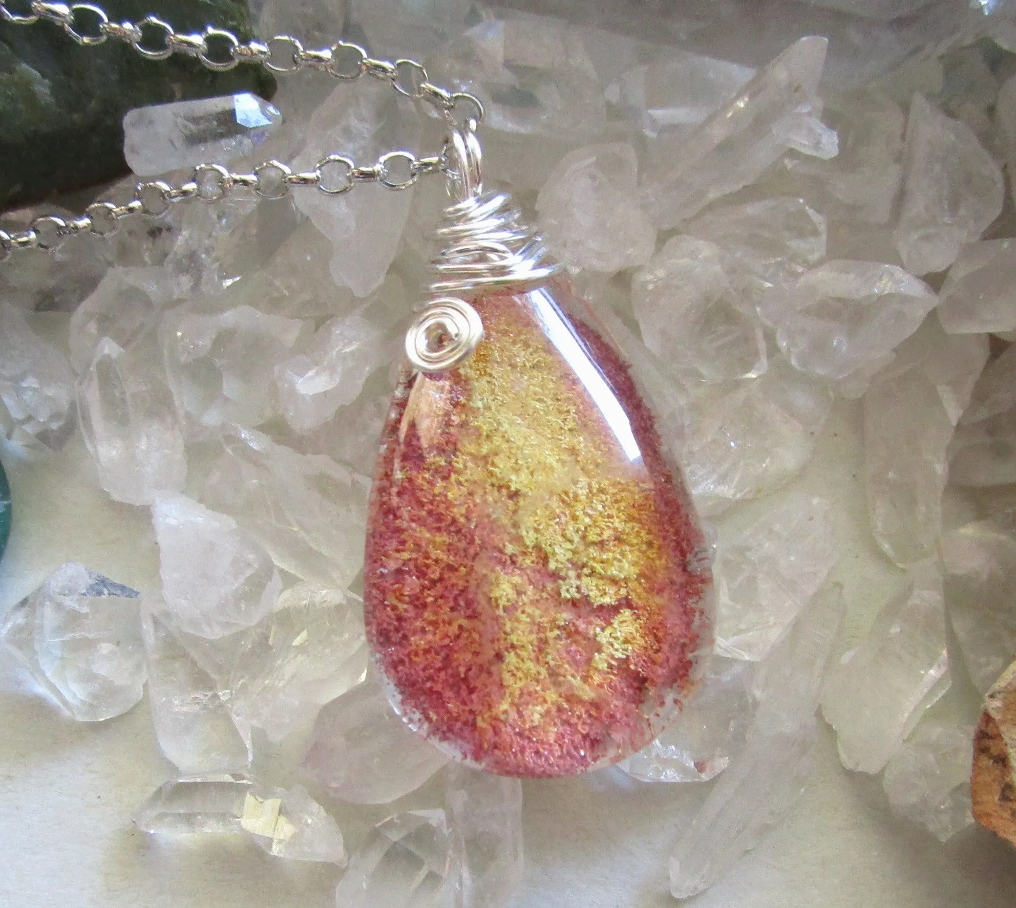 Landscape Quartz Red Gold Lodolite Polished Crystal Pendant Necklace