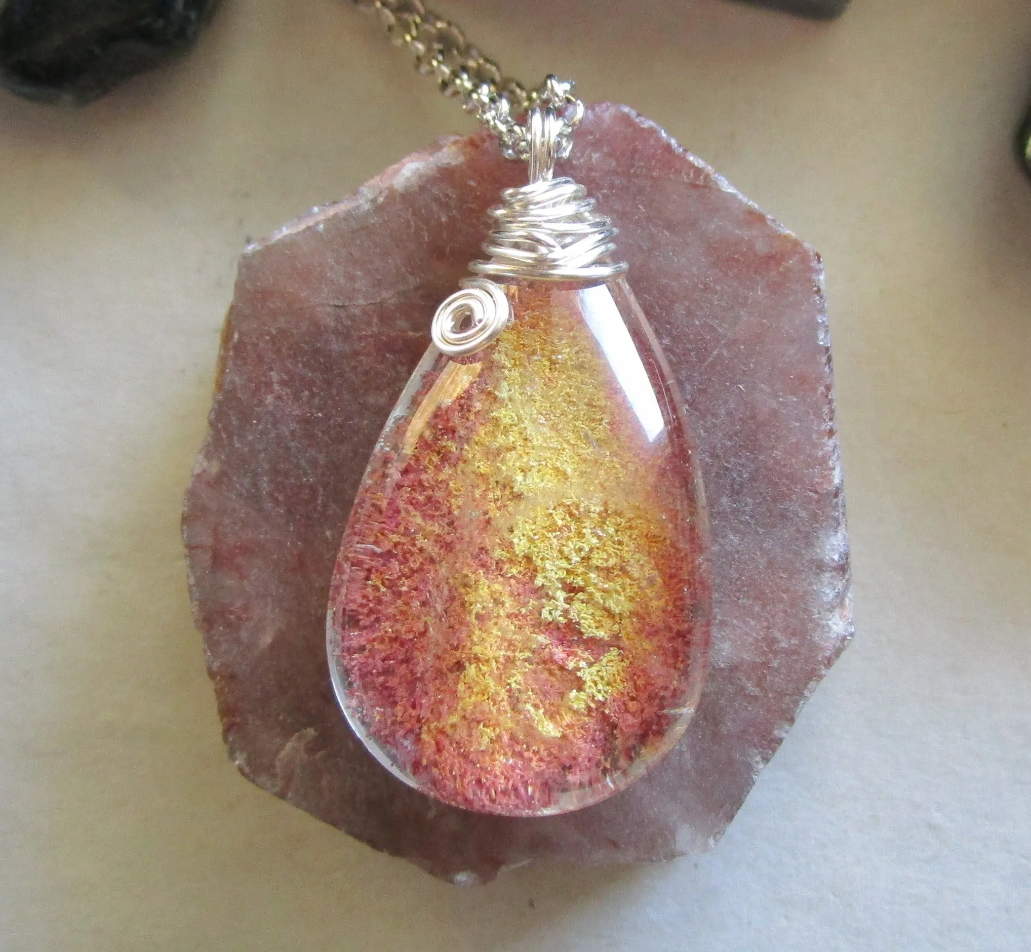 Landscape Quartz Red Gold Lodolite Polished Crystal Pendant Necklace