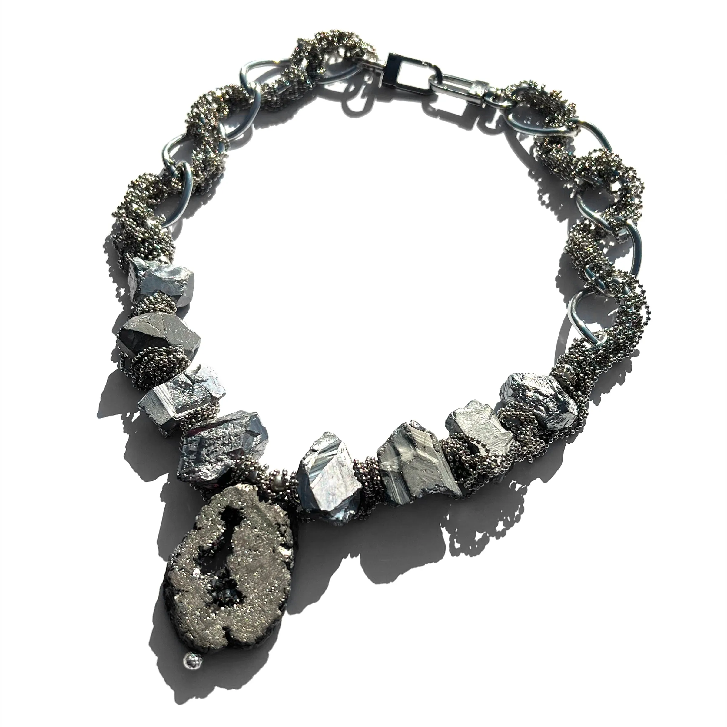 MPR x THE IMAGINARIUM: Silver Pendant Geode Necklace