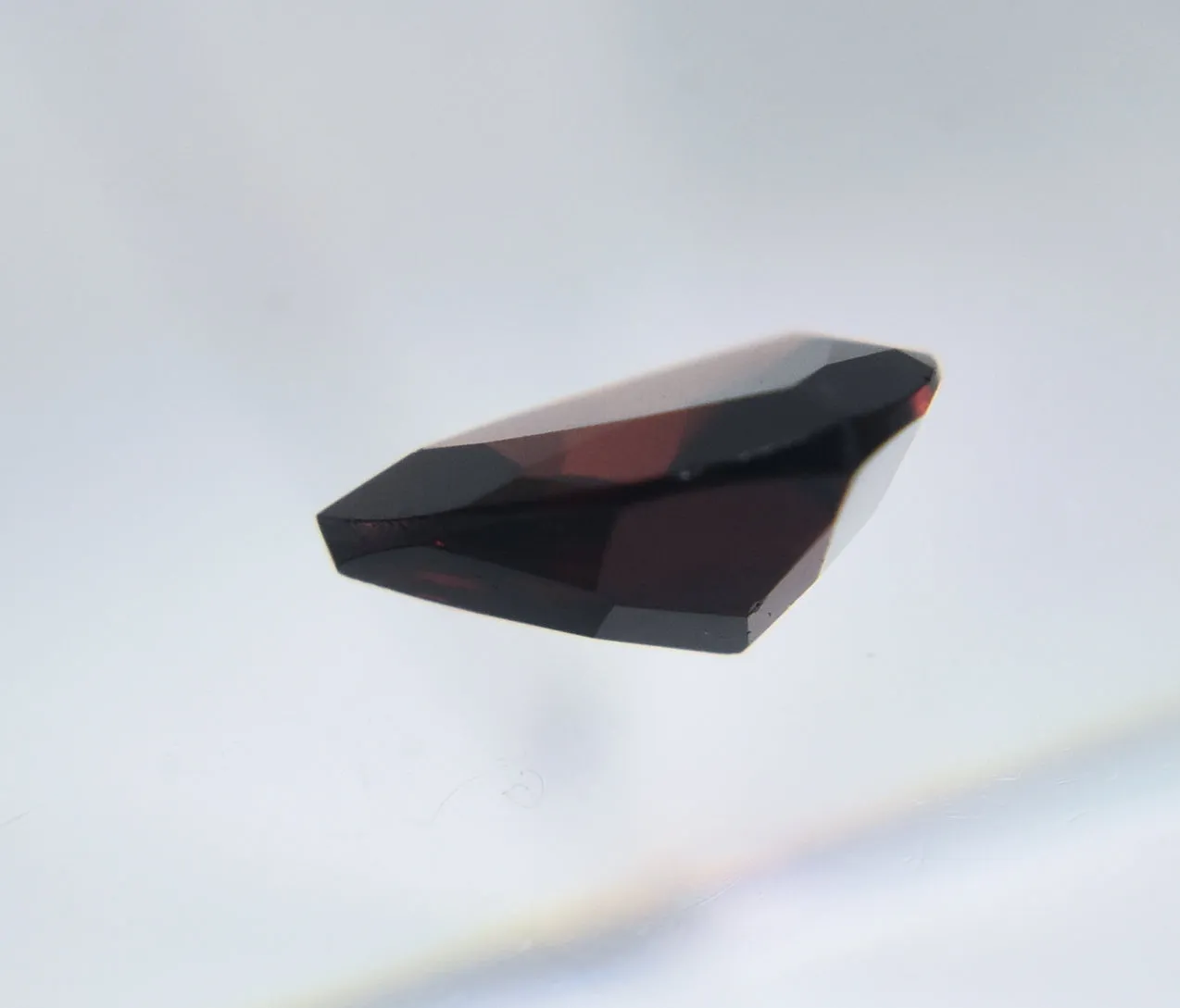 Red Garnet Trillion Cut - Loose Gemstone - 2.2ct