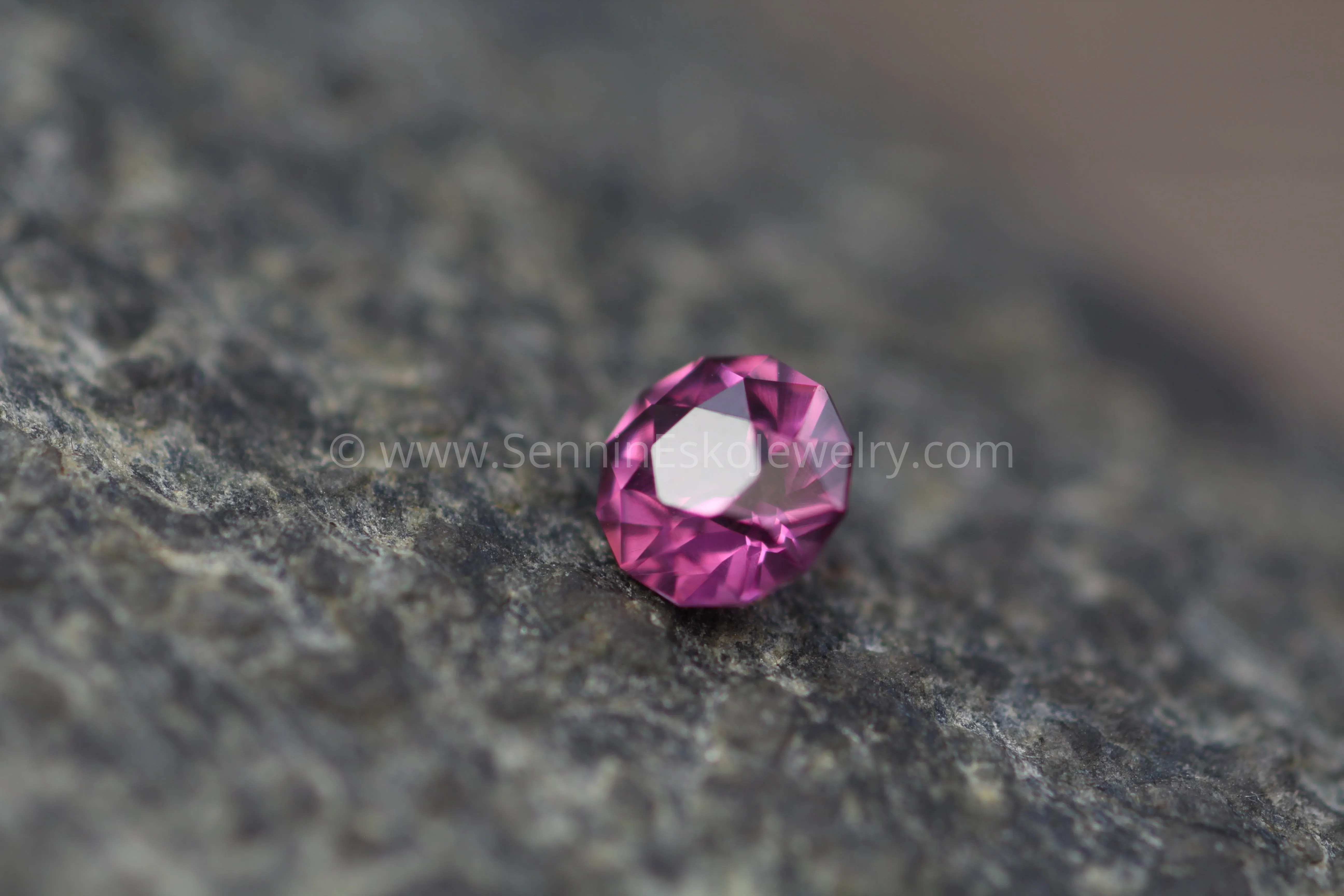 Umba Garnet Round Hand Cut Gemstone - Precision Cut 6mm Garnet