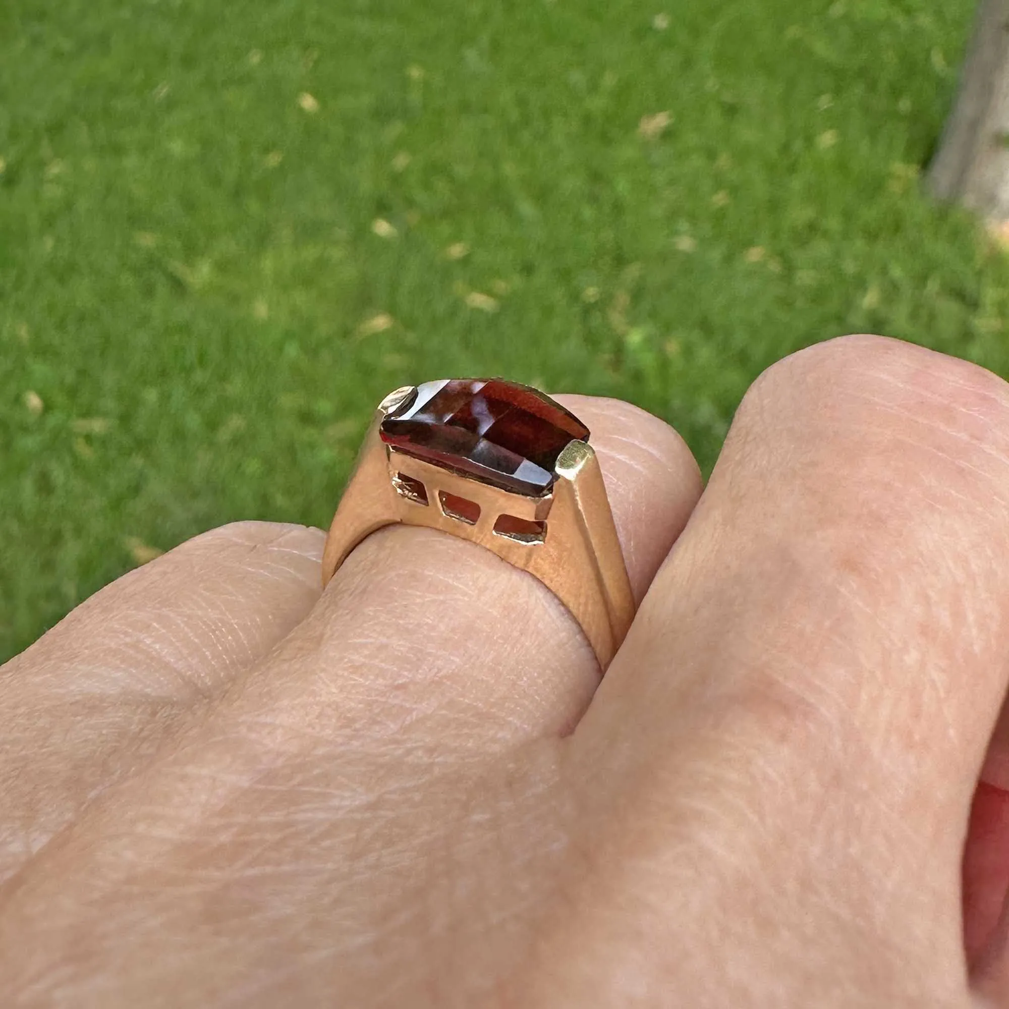 Vintage 10K Gold Specialty Cut Garnet Ring